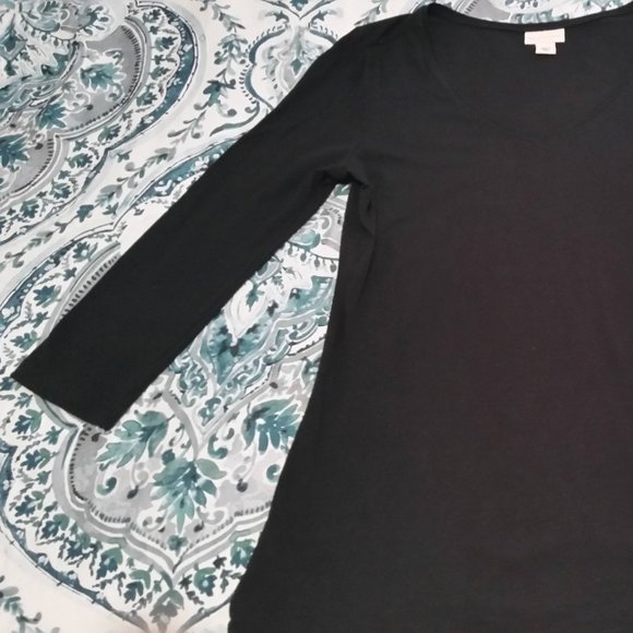 Black V-Neck 3/4 Sleeve Cotton T Shirt Small EUC - Picture 2 of 5